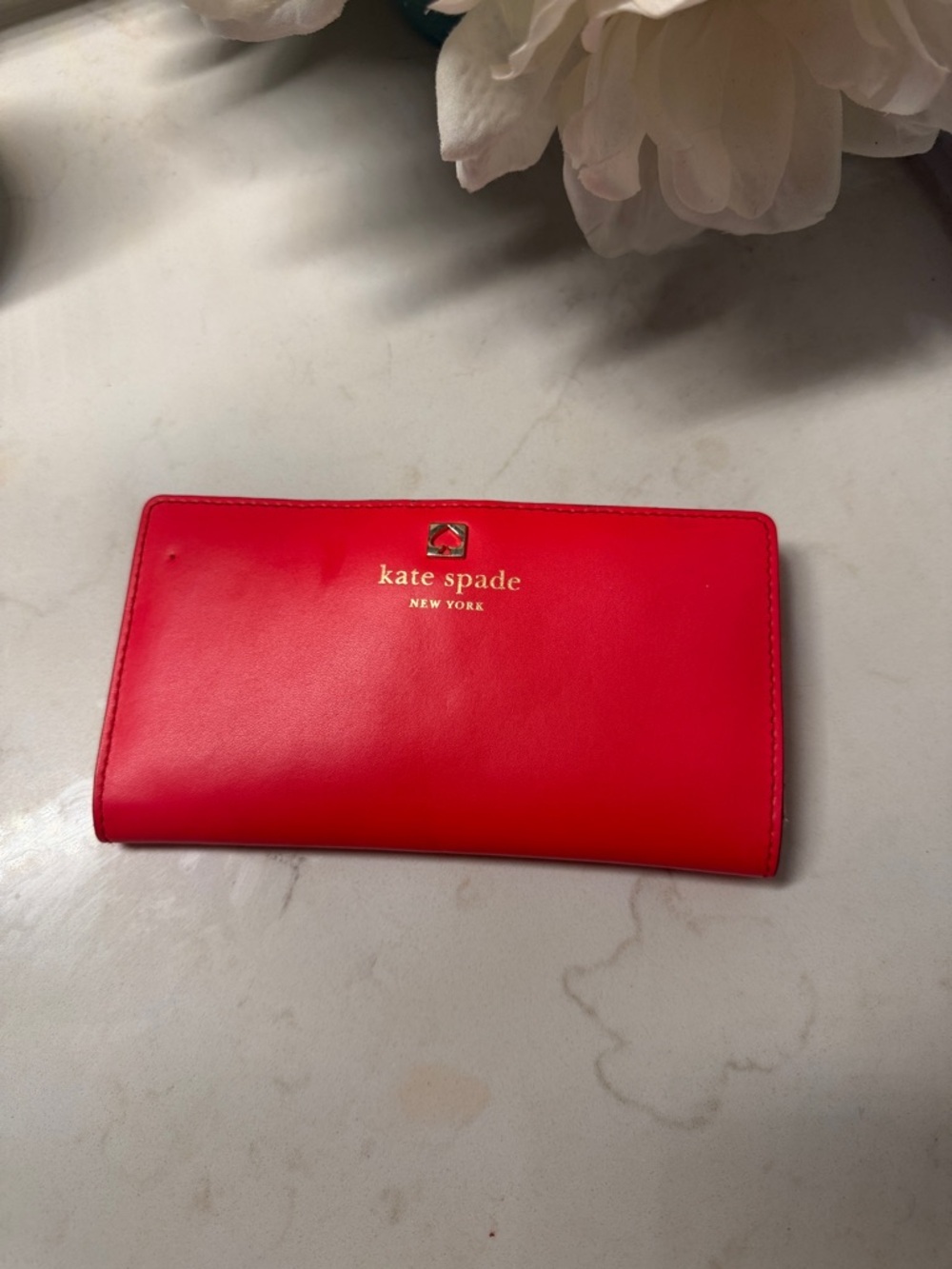 kate spade Red Slim Leather Continental Wallet with Gold Logo